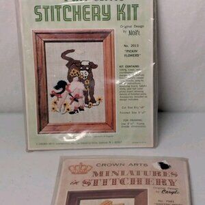 Crown Arts Needlework Crewel Kit Pair Fun Time Pickin Flowers and Sniffin Miss